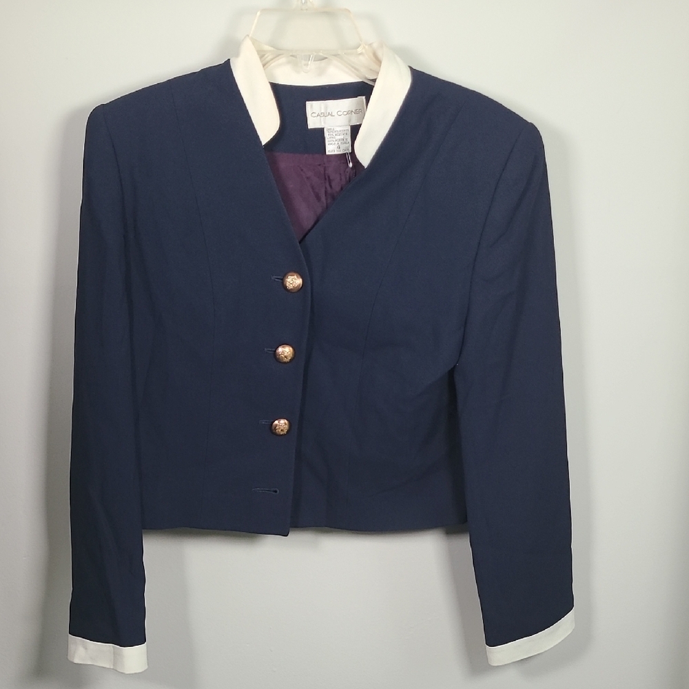 Casual Corner Navy Cropped Blazer with White Trim